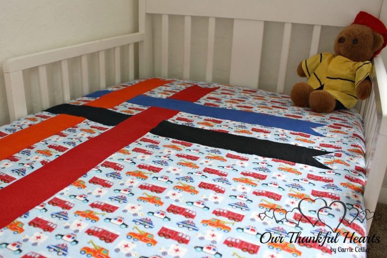 Grow With Me Fitted Sheet Quilt Quilt Pattern by Rachel Rossi