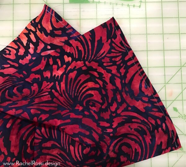 Finishing the edges of a quilt sleeve